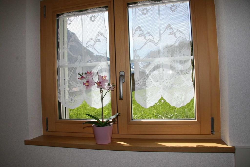 Beim See Grindelwald Luaran gambar